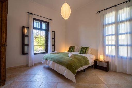 Hotel Floating House Tarifa Esterno foto